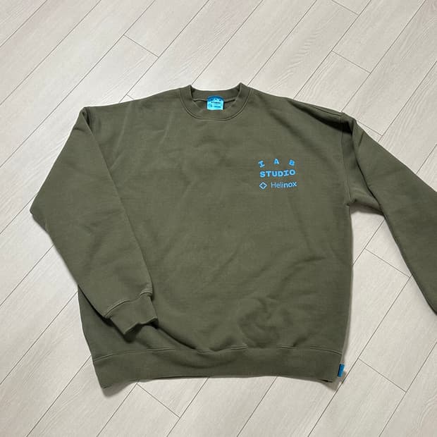 아이앱 x 헬리녹스 맨투맨 바지 세트