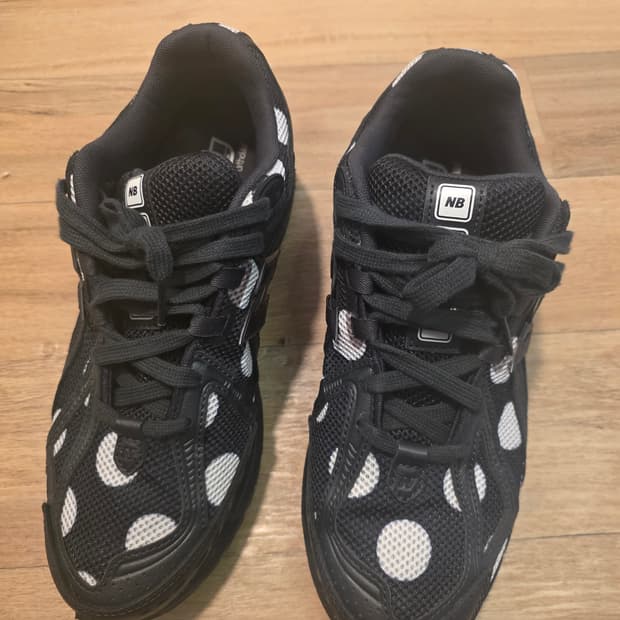 뉴발란스 1906r 점박이