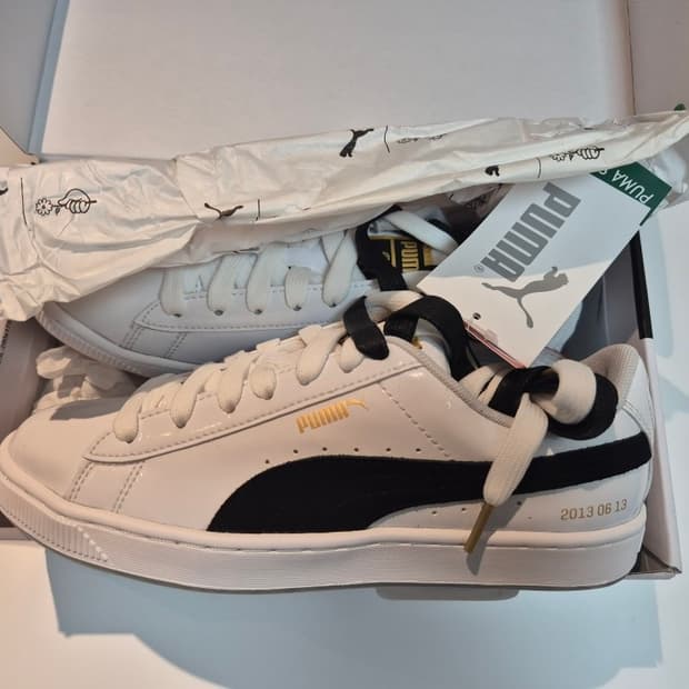 푸마 방탄소년단(BTS) 스니커즈