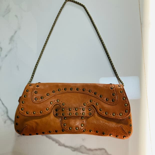 Y2K 쿠바 스터드 가죽 가우초 체인 미니백 클러치 브라운