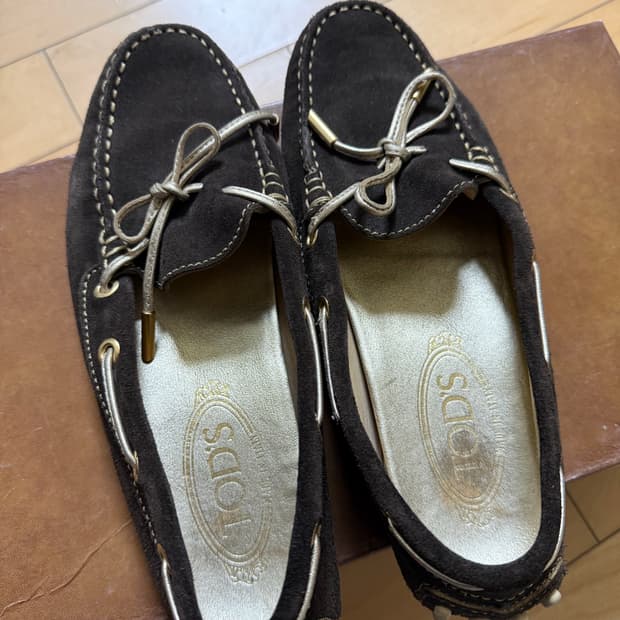 토즈 스웨이드 드라이빙 슈즈 36.5