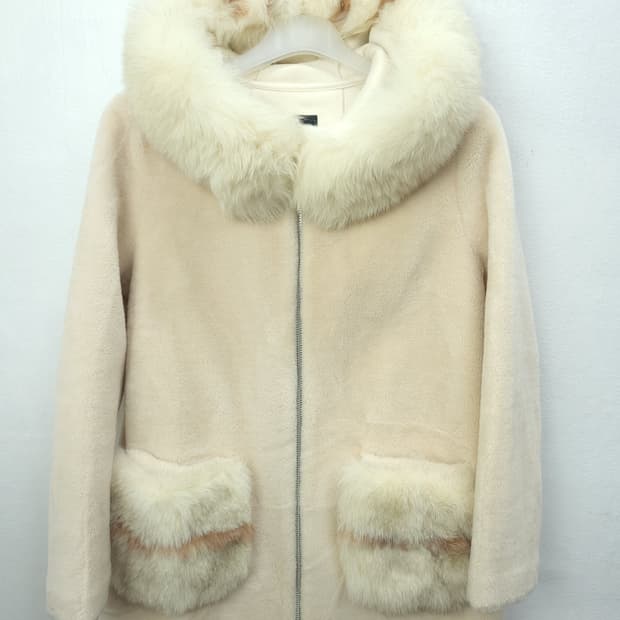 A&D Atelier 천연양털 사가폭스털 후드코트 55 S 새제품