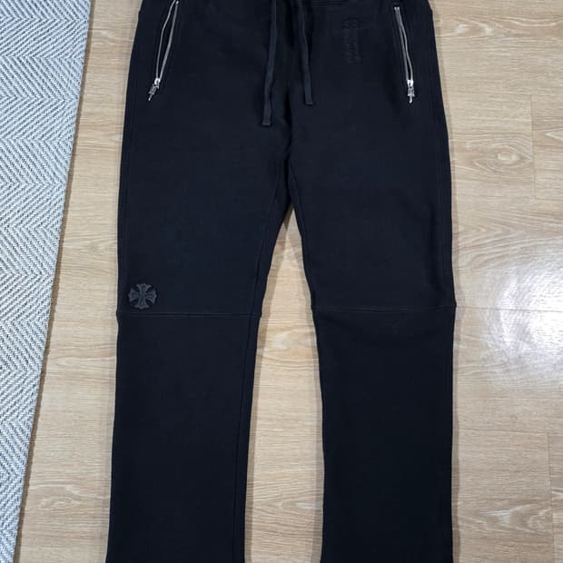 크롬하츠 대거 퍽유자수 가죽패치 팬츠