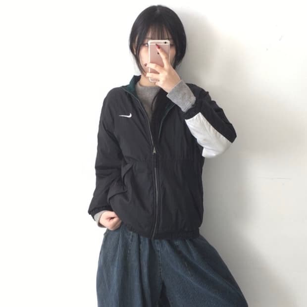 나이키 올드스쿨 스우시 바람막이