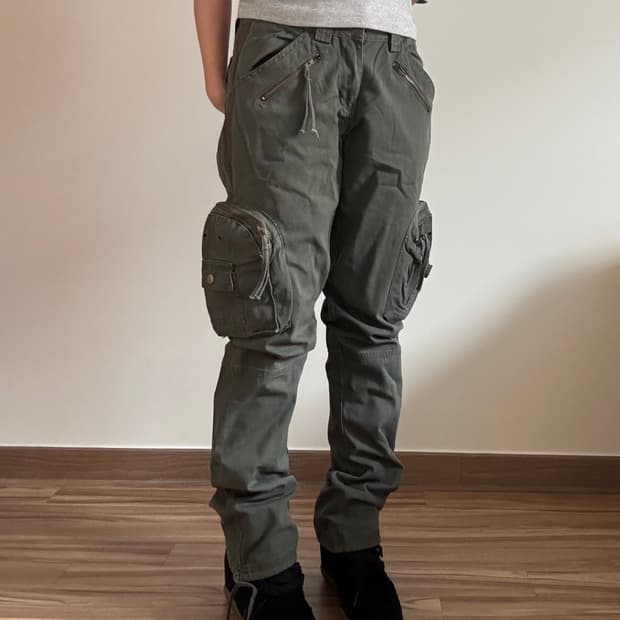 카키 카고 팬츠