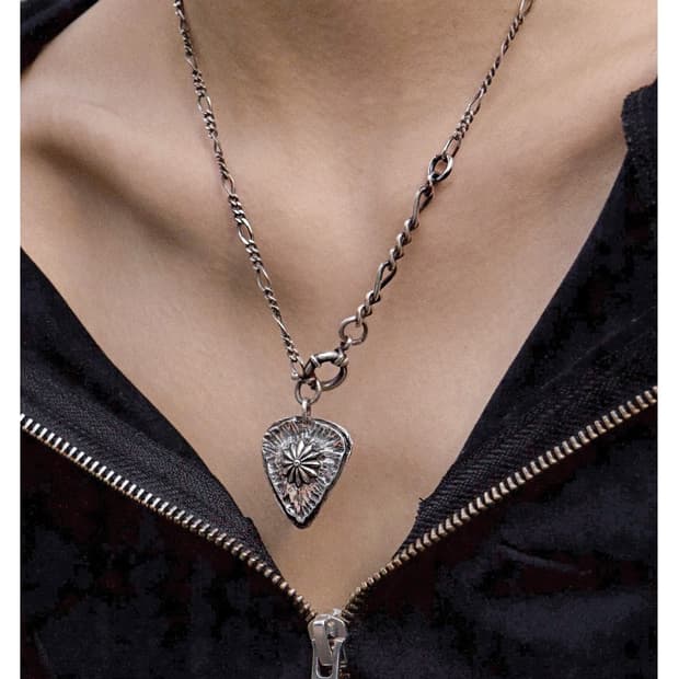 포그서비스 목걸이 [POG X TSL] Peak Necklace 삽니다