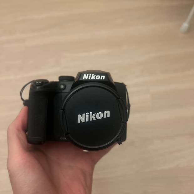 니콘 쿨픽스 p500