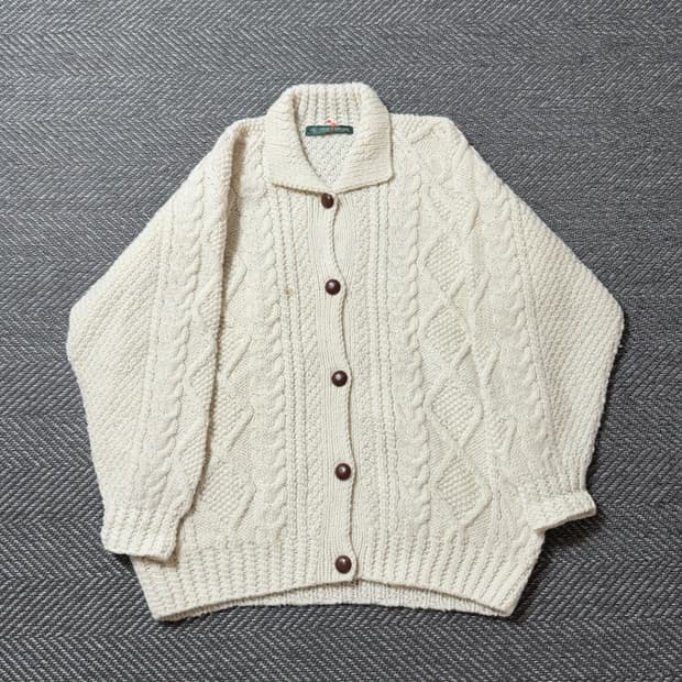 Jpn vintage 뉴요커 꽈배기 가디건