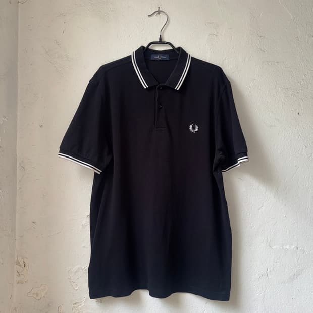 [L]fred perry 프레드페리 블랙 반팔 카라티