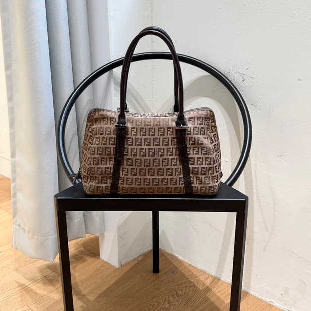 펜디 브라운 주카 토트백 