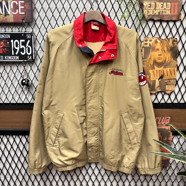 00s MLB 클리블랜드 인디언스 자켓 전면 로고 포인트 베이지