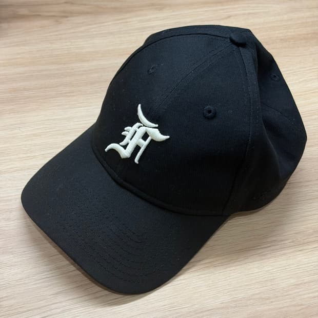 피어오브갓 뉴에라 볼캡 블랙