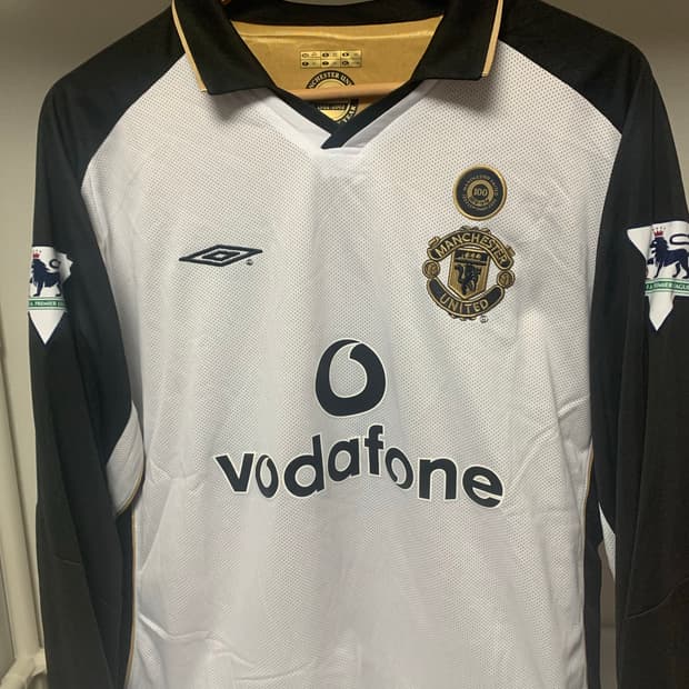 맨체스터 유나이티드 01/02 백주년 유니폼 NO.7 베컴