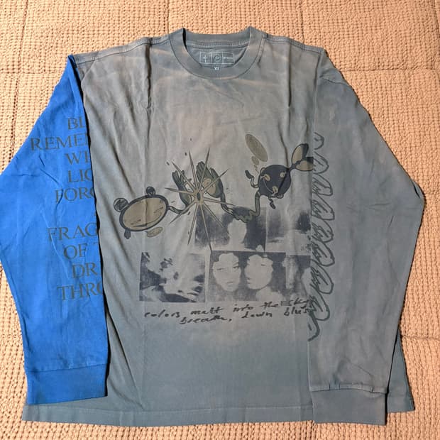 스캇 X 프라그먼트 X 무라카미 타카시 롱슬리브 티셔츠