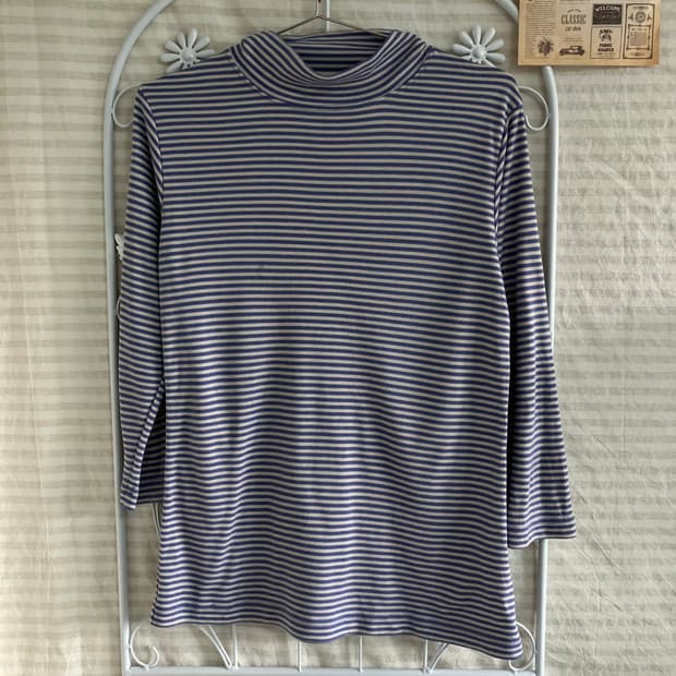 빈티지 파스텔 블루 스트라이프 폴라 티 916 y2k 스트릿 모리 갸루 