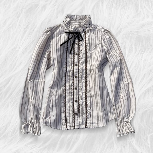 Axes femme stripe shirt 엑시즈팜 공겜여주 클래식 셔츠