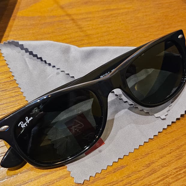 레이벤 rb2132 52사이즈