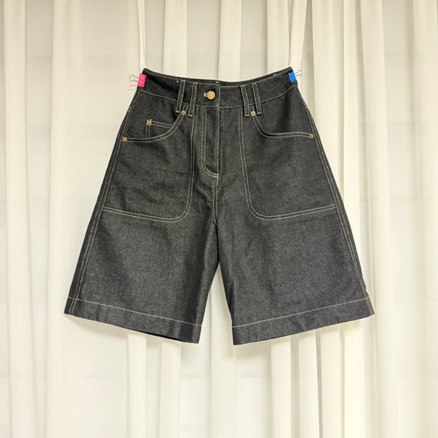 [모우트] DENIM BERMUDA PANTS