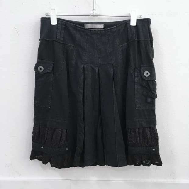 빈티지 포켓 패치 스커트