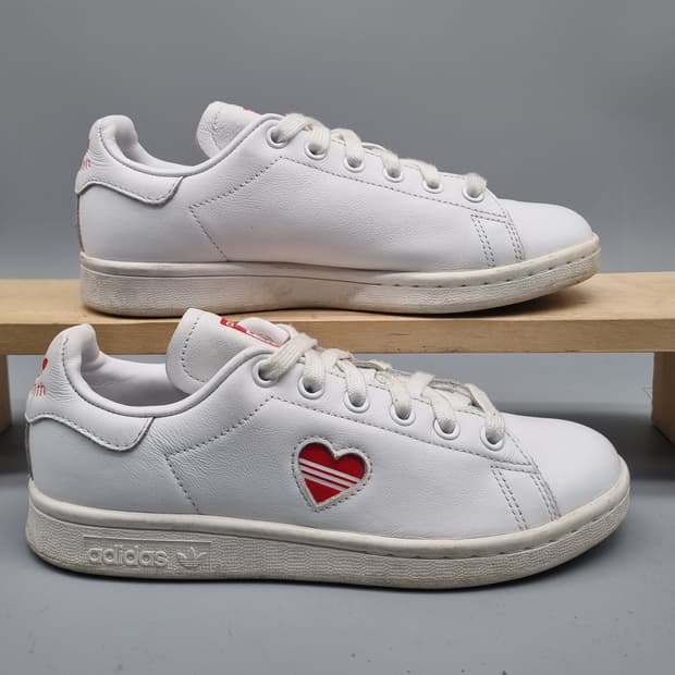 아디다스 스탠스미스 하트 스니커즈220