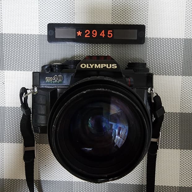 올림푸스 OM 40 필름카메라 35-70 줌렌즈