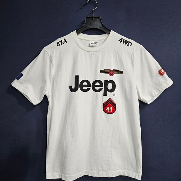 지프 프린팅 화이트 남성 100 반팔티 