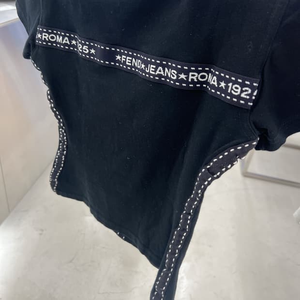 펜디 딱붙 티 (정품)