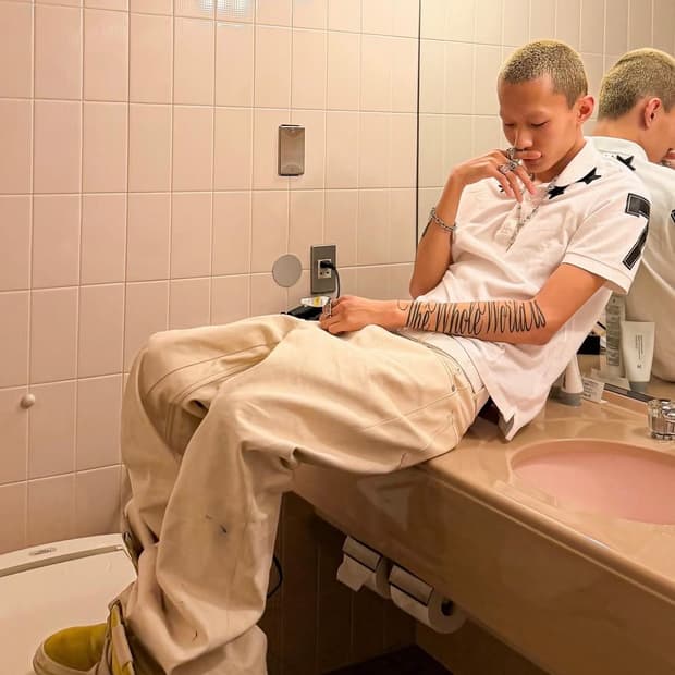 구매글)지방시 스타 패치 폴로 구매원합니다