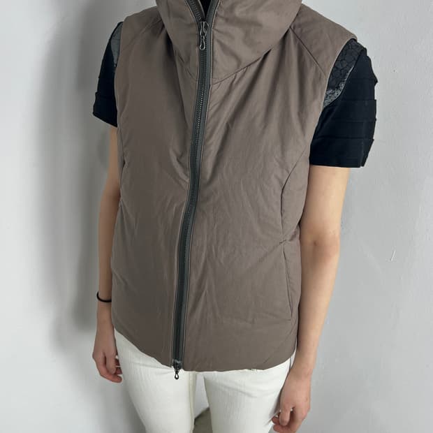 Attachment Typewriter Highneck Down Vest
