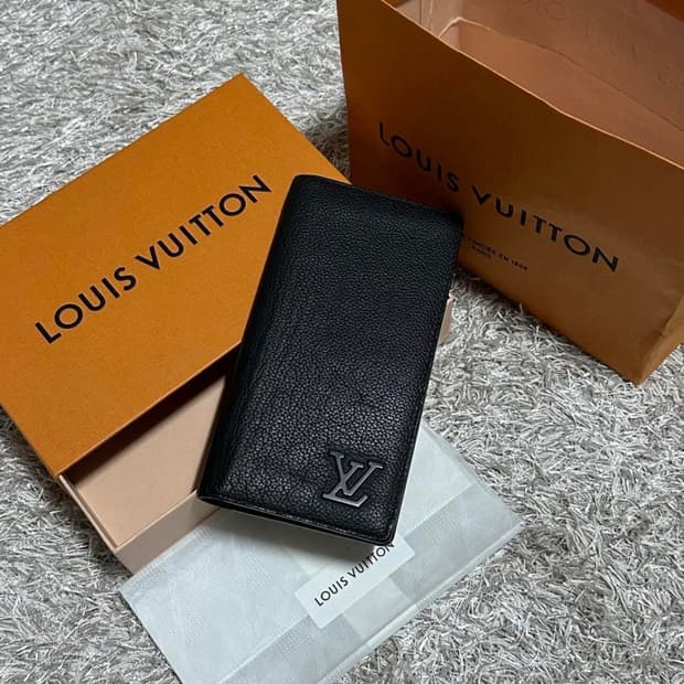 [리오브] 루이비통 LV 에어로그램 장지갑