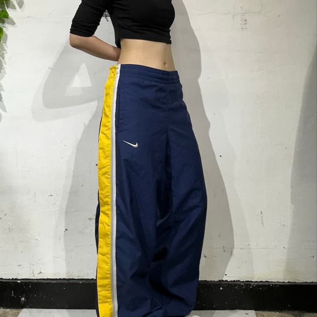 나이키 네이비 옐로우 사이드 라인 와이드 트랙 팬츠 추리닝 바지 M