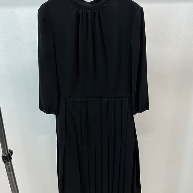 여) 프라다 플리츠 미디 원피스 
