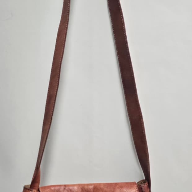 라구나 비치 빈티지 베지터블 크로스 바디백