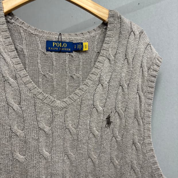 폴로 꽈배기 니트조끼