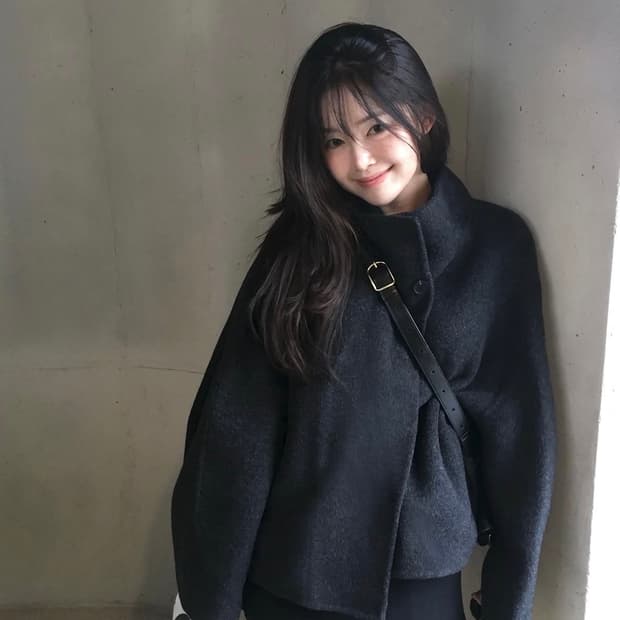 더라우스트 핸드메이드 하이넥 울 숏코트 GRAY