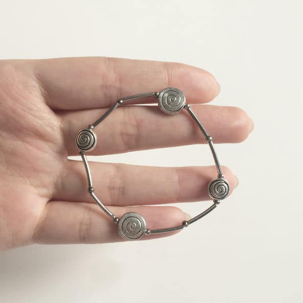 821웹서비스 spin circle bracelet