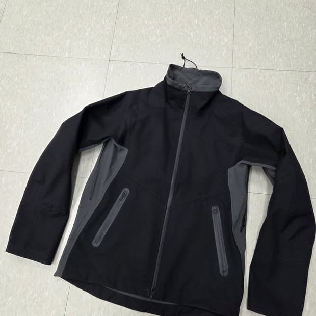 Gr10k 스켈레톤 M사이즈