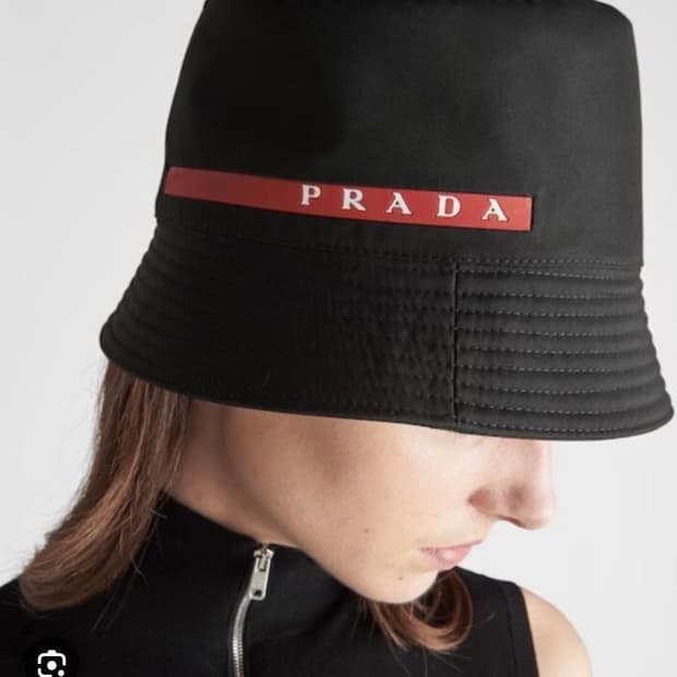 프라다 리네아 로사 버킷햇 L