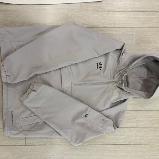 엄브로 기모 셋업