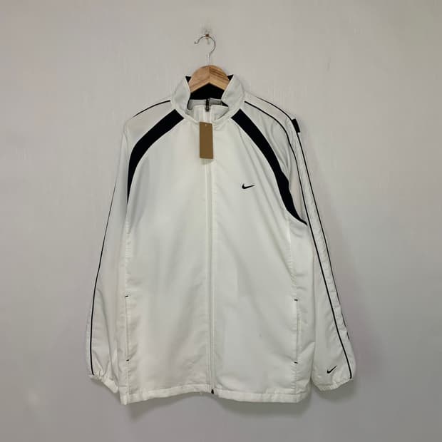 나이키 화이트 아이보리 바람막이 자켓 XL 남녀공용 빈티지