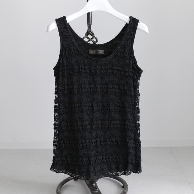 cecil mcbee) lace sleeveless