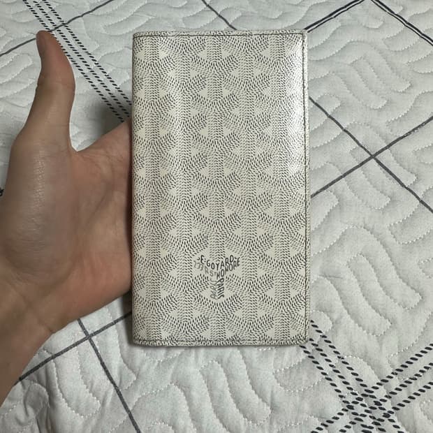 고야드 화이트 장지갑