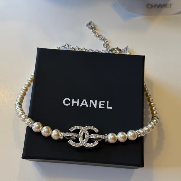 Chanel 업사이클링 샤넬 빈티지 CC 진주 초커 목걸이