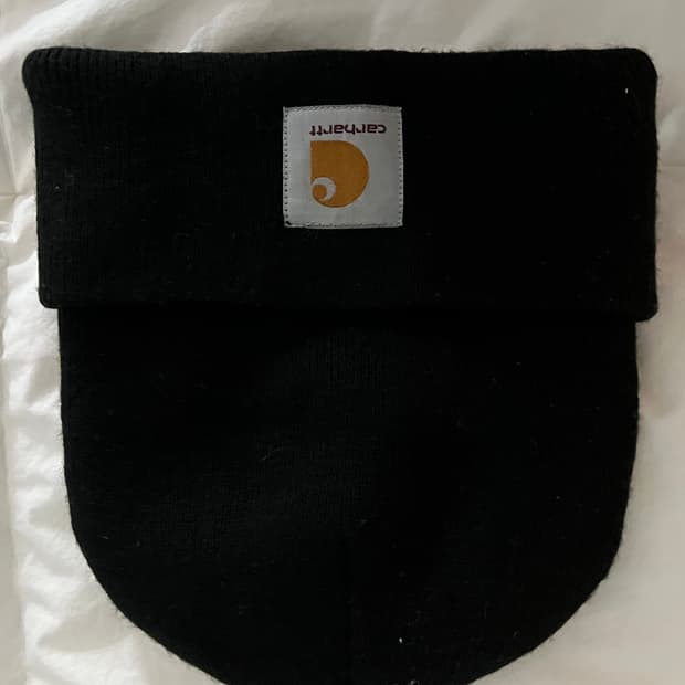 칼하트 비니모자