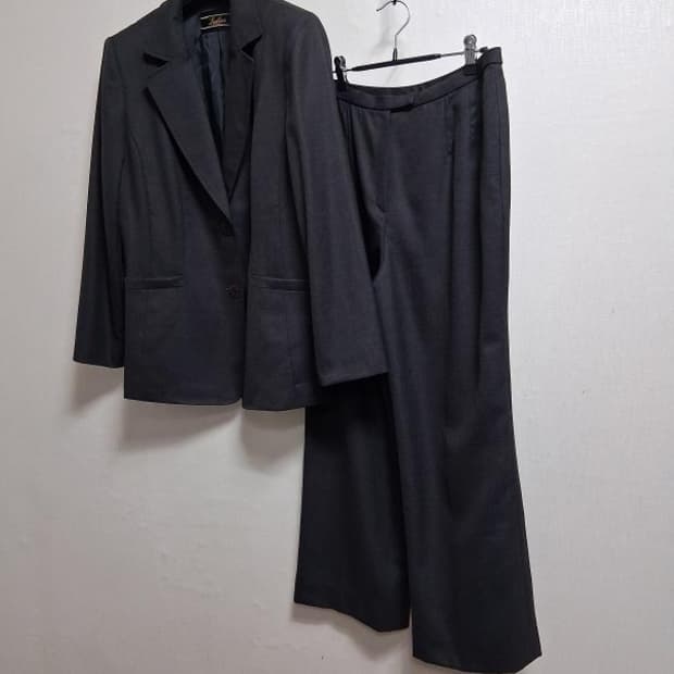 Leilian 춘추 순모울 정장 슈트 셋업 순모바지정장세트 새상품상태 L