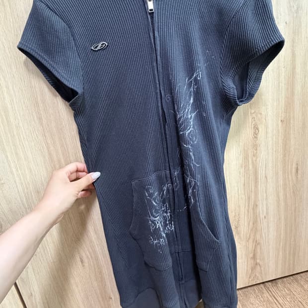 허그유어스킨 롱후드집업 원피스