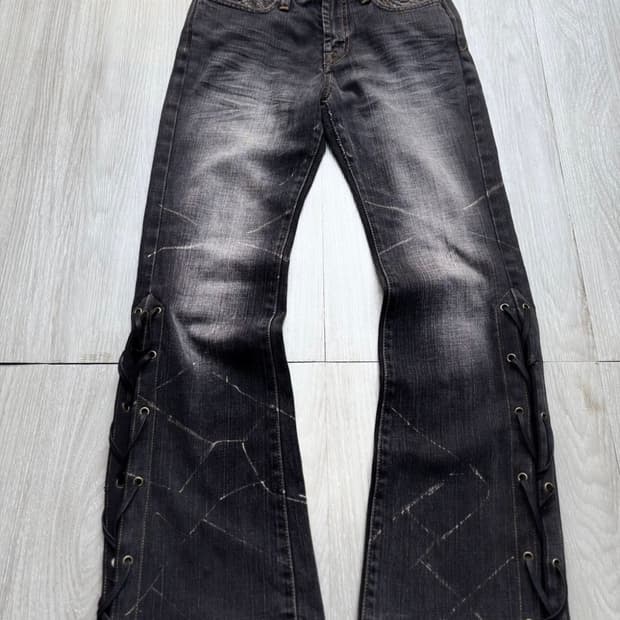 SASSON 레이스업 플레어진