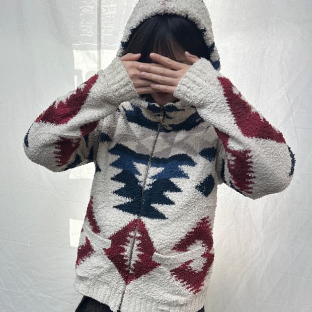 the blue port hood zip-up