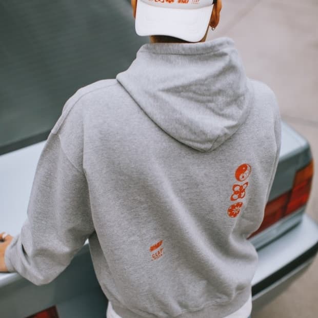 클랩피자X카시나 콜라보 컬렉션 오렌지 블라썸 후드 그레이