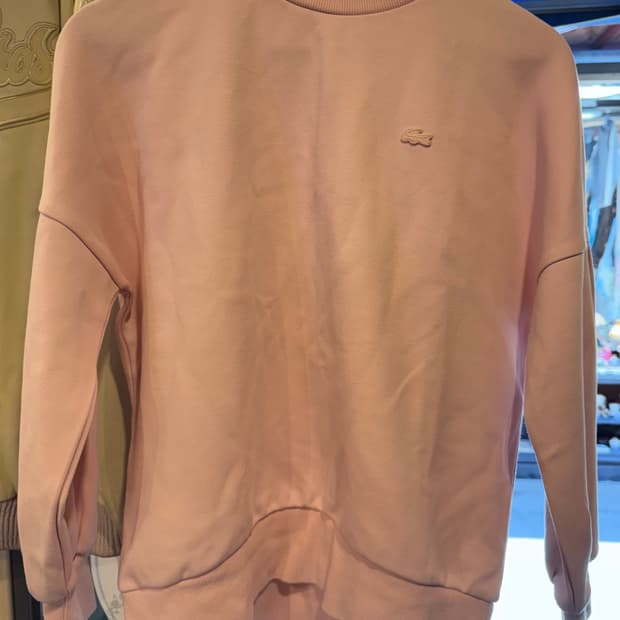 라코스테 베이비핑크 맨투맨